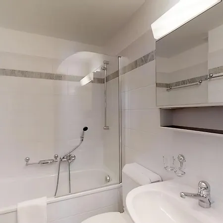 Prueveda A0.3 Apartment *